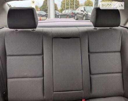 Синій Ауді А4, об'ємом двигуна 1.6 л та пробігом 305 тис. км за 5100 $, фото 39 на Automoto.ua