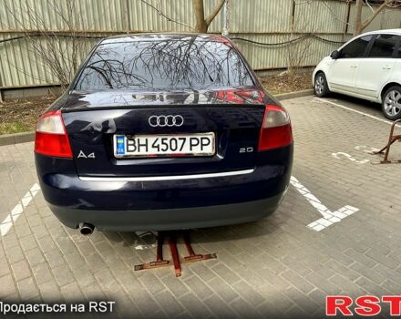 Синий Ауди А4, объемом двигателя 2 л и пробегом 183 тыс. км за 4200 $, фото 4 на Automoto.ua