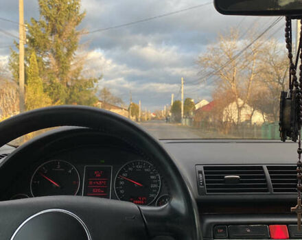 Синий Ауди А4, объемом двигателя 1.9 л и пробегом 290 тыс. км за 4400 $, фото 8 на Automoto.ua