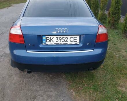 Синій Ауді А4, об'ємом двигуна 2 л та пробігом 247 тис. км за 5250 $, фото 4 на Automoto.ua