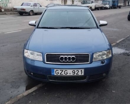 Синий Ауди А4, объемом двигателя 2.5 л и пробегом 345 тыс. км за 1950 $, фото 5 на Automoto.ua
