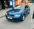 Синий Ауди А4, объемом двигателя 2 л и пробегом 270 тыс. км за 5500 $, фото 1 на Automoto.ua