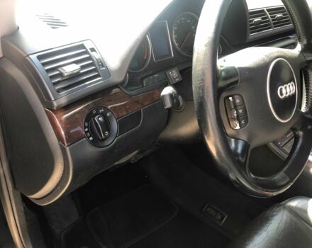 Синій Ауді А4, об'ємом двигуна 2 л та пробігом 350 тис. км за 5300 $, фото 19 на Automoto.ua
