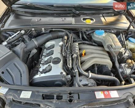 Синий Ауди А4, объемом двигателя 2 л и пробегом 292 тыс. км за 4999 $, фото 16 на Automoto.ua