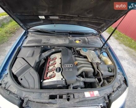 Ауді А4 2001 у Житомирі на Automoto.ua Синій Ауді А4, об'ємом двигуна 1.98 л та пробігом 228 тис. км за 3850 $, фото 11 на Automoto.ua
