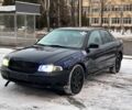 Синій Ауді А4, об'ємом двигуна 2.6 л та пробігом 300 тис. км за 699 $, фото 1 на Automoto.ua