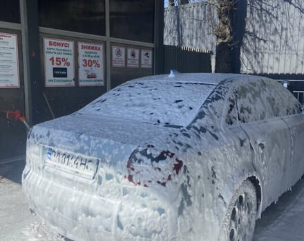 Синій Ауді А4, об'ємом двигуна 2.4 л та пробігом 266 тис. км за 5100 $, фото 1 на Automoto.ua