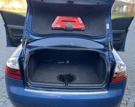 Синий Ауди А4, объемом двигателя 1.6 л и пробегом 258 тыс. км за 4199 $, фото 23 на Automoto.ua