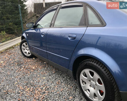 Синий Ауди А4, объемом двигателя 2 л и пробегом 200 тыс. км за 4750 $, фото 39 на Automoto.ua