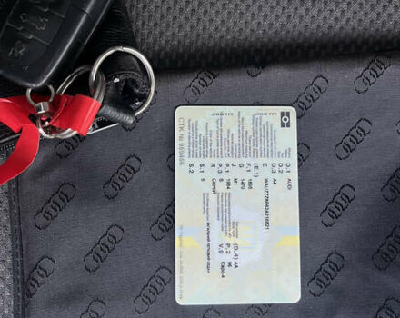 Синій Ауді А4, об'ємом двигуна 2 л та пробігом 268 тис. км за 5400 $, фото 39 на Automoto.ua