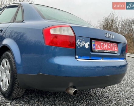 Синій Ауді А4, об'ємом двигуна 2 л та пробігом 205 тис. км за 4550 $, фото 31 на Automoto.ua