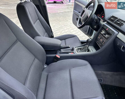 Синій Ауді А4, об'ємом двигуна 2 л та пробігом 238 тис. км за 4999 $, фото 32 на Automoto.ua