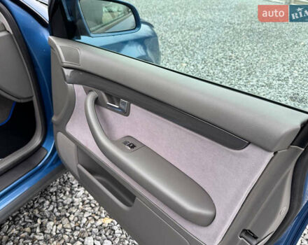 Синій Ауді А4, об'ємом двигуна 2 л та пробігом 205 тис. км за 4550 $, фото 65 на Automoto.ua