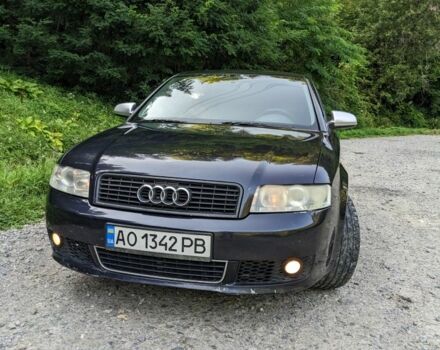 Синій Ауді А4, об'ємом двигуна 1.8 л та пробігом 400 тис. км за 4500 $, фото 4 на Automoto.ua