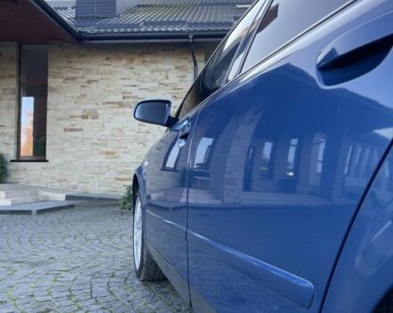 Синий Ауди А4, объемом двигателя 1.6 л и пробегом 258 тыс. км за 4199 $, фото 6 на Automoto.ua