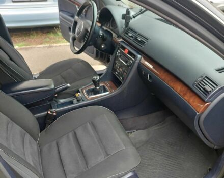 Синий Ауди А4, объемом двигателя 2.5 л и пробегом 370 тыс. км за 3700 $, фото 5 на Automoto.ua