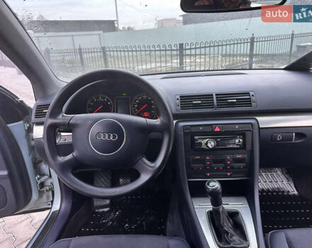 Синій Ауді А4, об'ємом двигуна 2 л та пробігом 238 тис. км за 4999 $, фото 49 на Automoto.ua