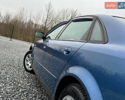 Синій Ауді А4, об'ємом двигуна 2 л та пробігом 205 тис. км за 4550 $, фото 34 на Automoto.ua