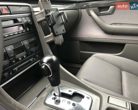 Синий Ауди А4, объемом двигателя 2 л и пробегом 200 тыс. км за 4750 $, фото 49 на Automoto.ua