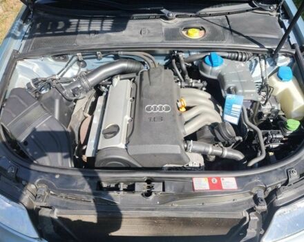 Синий Ауди А4, объемом двигателя 1.6 л и пробегом 174 тыс. км за 6100 $, фото 6 на Automoto.ua