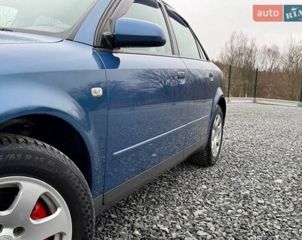 Синій Ауді А4, об'ємом двигуна 2 л та пробігом 205 тис. км за 4550 $, фото 10 на Automoto.ua