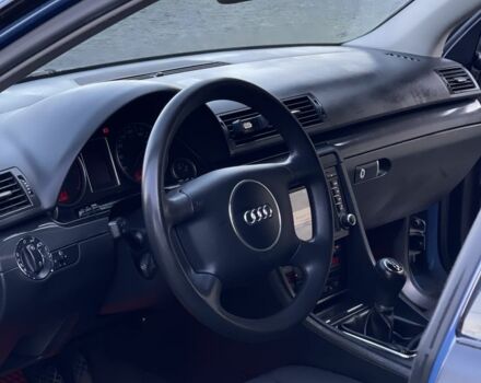 Синий Ауди А4, объемом двигателя 1.6 л и пробегом 258 тыс. км за 4199 $, фото 16 на Automoto.ua