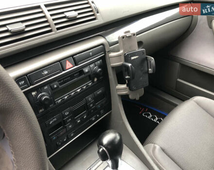 Синий Ауди А4, объемом двигателя 2 л и пробегом 200 тыс. км за 4750 $, фото 47 на Automoto.ua
