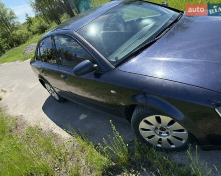 Синий Ауди А4, объемом двигателя 2.5 л и пробегом 367 тыс. км за 3400 $, фото 3 на Automoto.ua
