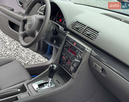 Синій Ауді А4, об'ємом двигуна 2 л та пробігом 205 тис. км за 4550 $, фото 66 на Automoto.ua