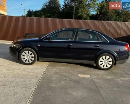 Синій Ауді А4, об'ємом двигуна 1.6 л та пробігом 211 тис. км за 6000 $, фото 3 на Automoto.ua