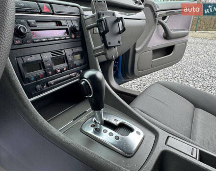 Синій Ауді А4, об'ємом двигуна 2 л та пробігом 205 тис. км за 4550 $, фото 58 на Automoto.ua