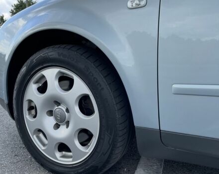 Синий Ауди А4, объемом двигателя 1.8 л и пробегом 265 тыс. км за 5500 $, фото 6 на Automoto.ua