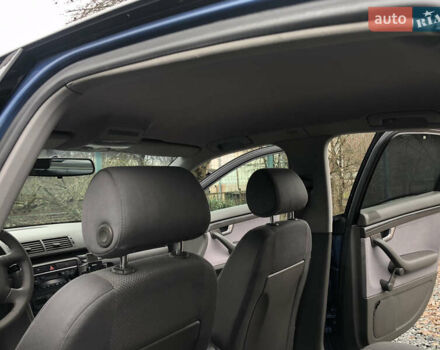 Синий Ауди А4, объемом двигателя 2 л и пробегом 200 тыс. км за 4750 $, фото 62 на Automoto.ua
