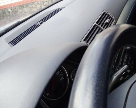 Синій Ауді А4, об'ємом двигуна 1.78 л та пробігом 188 тис. км за 4450 $, фото 10 на Automoto.ua