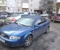 Синий Ауди А4, объемом двигателя 2 л и пробегом 200 тыс. км за 5500 $, фото 1 на Automoto.ua