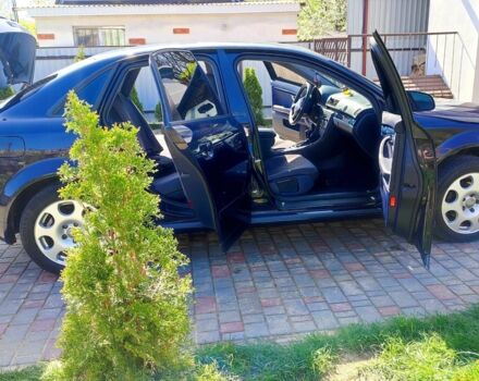 Синий Ауди А4, объемом двигателя 1.6 л и пробегом 206 тыс. км за 5700 $, фото 7 на Automoto.ua