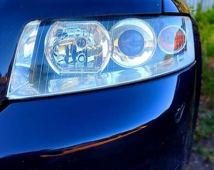 Синий Ауди А4, объемом двигателя 1.6 л и пробегом 207 тыс. км за 5700 $, фото 1 на Automoto.ua