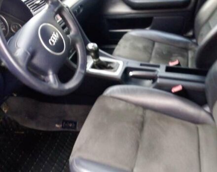 Синій Ауді А4, об'ємом двигуна 1.78 л та пробігом 188 тис. км за 4450 $, фото 8 на Automoto.ua