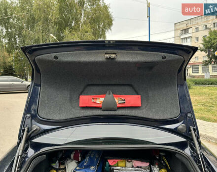 Синий Ауди А4, объемом двигателя 1.98 л и пробегом 254 тыс. км за 5750 $, фото 18 на Automoto.ua