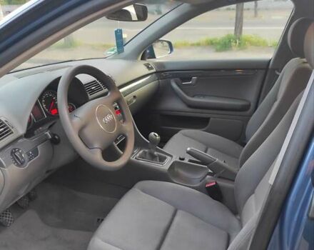 Синий Ауди А4, объемом двигателя 1.6 л и пробегом 181 тыс. км за 6250 $, фото 71 на Automoto.ua