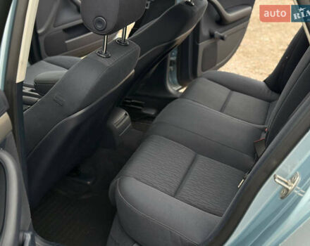 Синий Ауди А4, объемом двигателя 1.97 л и пробегом 240 тыс. км за 7400 $, фото 12 на Automoto.ua