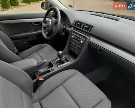 Ауді А4 2006 у Жовкві на Automoto.ua Синій Ауді А4, об'ємом двигуна 1.6 л та пробігом 190 тис. км за 5650 $, фото 37 на Automoto.ua