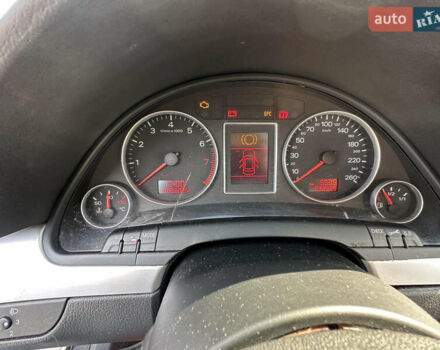 Синій Ауді А4, об'ємом двигуна 1.6 л та пробігом 232 тис. км за 6800 $, фото 39 на Automoto.ua