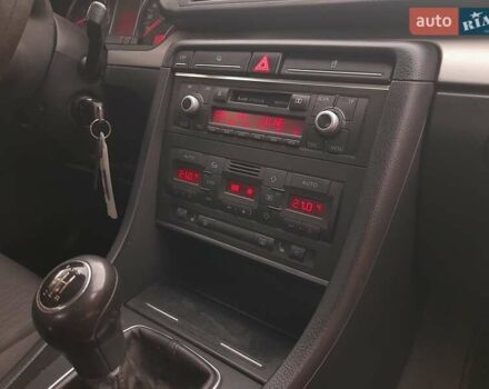 Ауді А4 2006 у Жовкві на Automoto.ua Синій Ауді А4, об'ємом двигуна 1.6 л та пробігом 190 тис. км за 5650 $, фото 39 на Automoto.ua