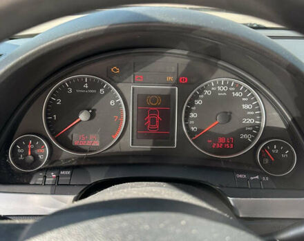 Синій Ауді А4, об'ємом двигуна 1.6 л та пробігом 232 тис. км за 6800 $, фото 15 на Automoto.ua