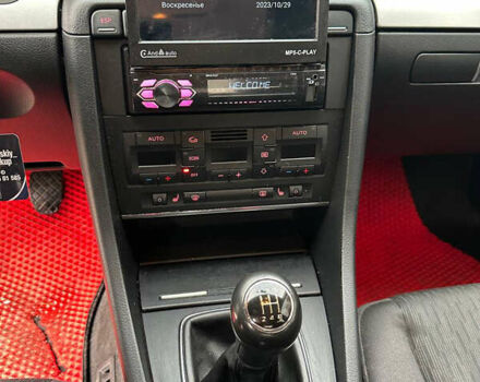 Синий Ауди А4, объемом двигателя 1.6 л и пробегом 232 тыс. км за 6300 $, фото 13 на Automoto.ua