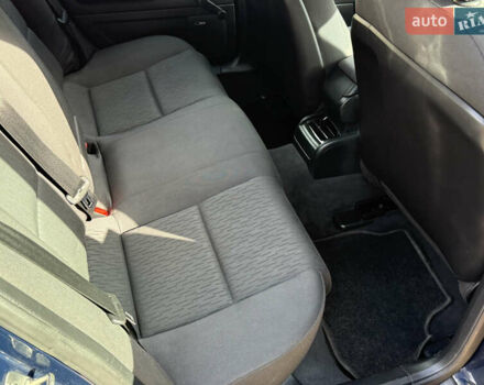 Ауді А4 2006 у Могилев-Подольском на Automoto.ua Синій Ауді А4, об'ємом двигуна 2 л та пробігом 181 тис. км за 6700 $, фото 45 на Automoto.ua