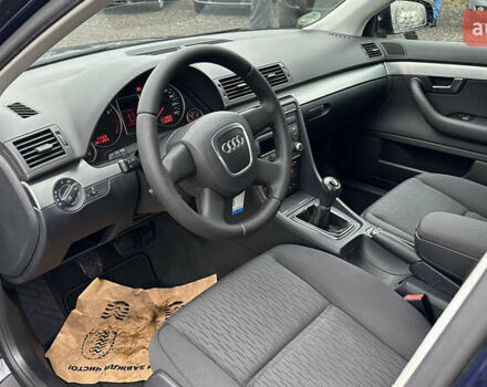 Синий Ауди А4, объемом двигателя 1.6 л и пробегом 193 тыс. км за 7800 $, фото 13 на Automoto.ua