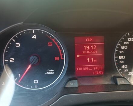 Синий Ауди А4, объемом двигателя 2 л и пробегом 338 тыс. км за 8100 $, фото 17 на Automoto.ua
