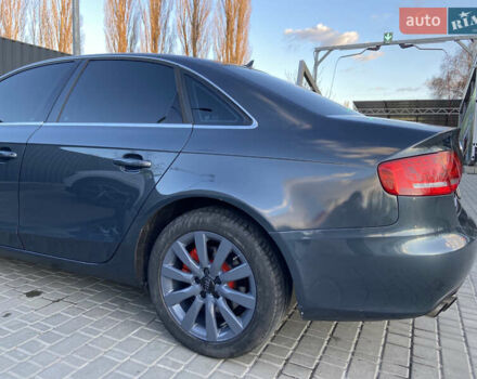 Синій Ауді А4, об'ємом двигуна 1.98 л та пробігом 260 тис. км за 9999 $, фото 4 на Automoto.ua